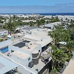 Hébergement de vacances Victoria Just 150 Metres From Playa Bastian Costa Teguise