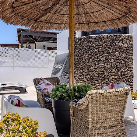 Victoria Costa Teguise